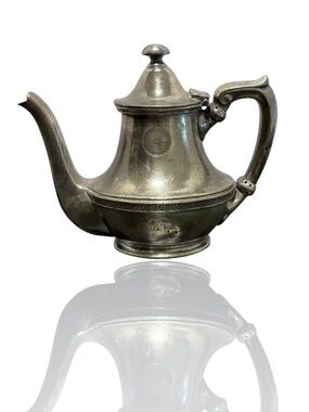 Reed & Barton Elegant Silver Soldered Teapot "Olympia Fields" Country Club 8 oz